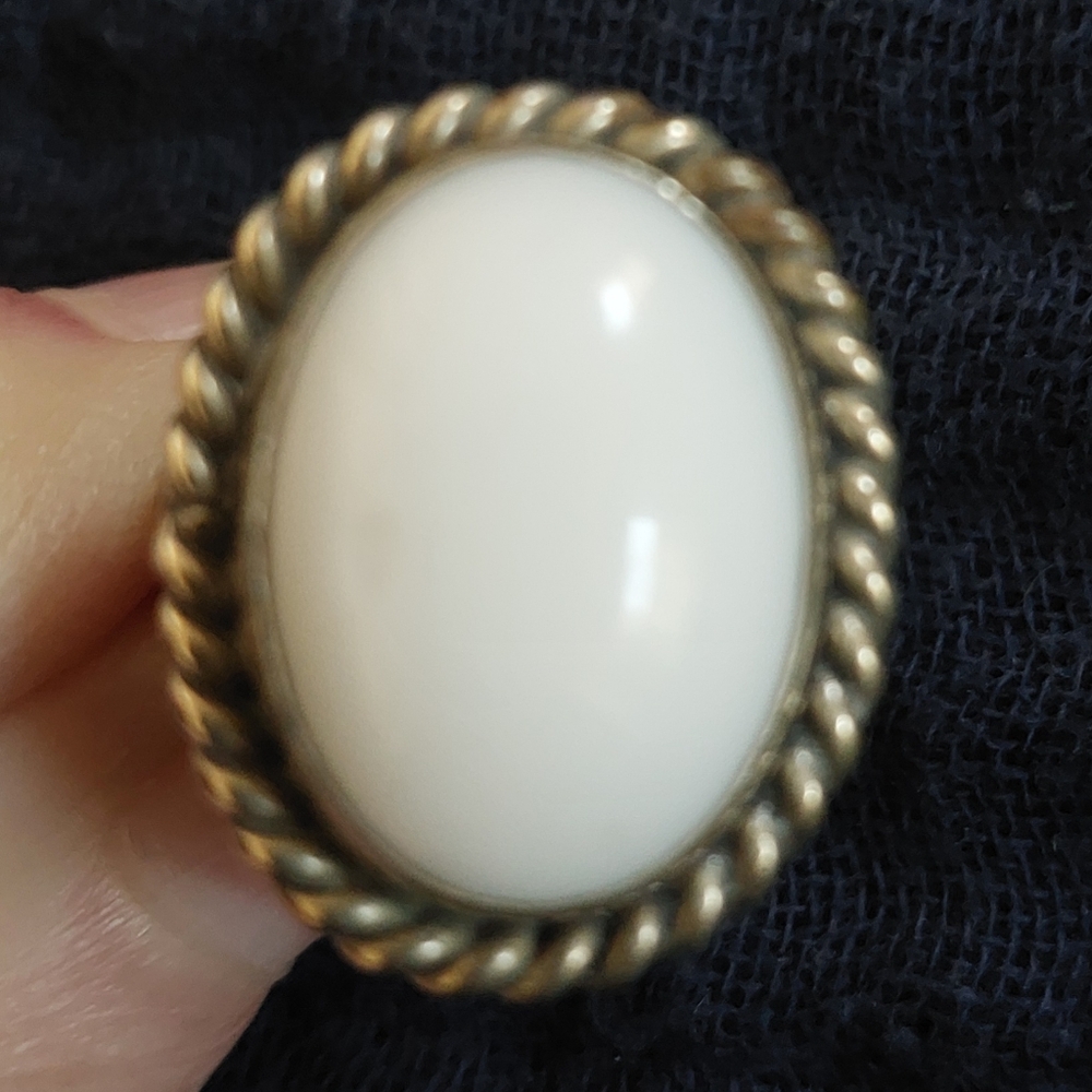 Sterling Silver White Onyx Taxco Mexican Ring, Size 7.